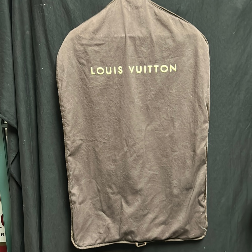 Louis Vuitton duster garmet bag